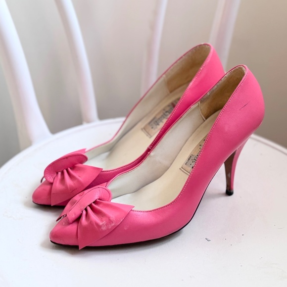 Vintage Pink Leather Stiletto Pumps Bows 8.5 / 9 - Picture 1 of 5